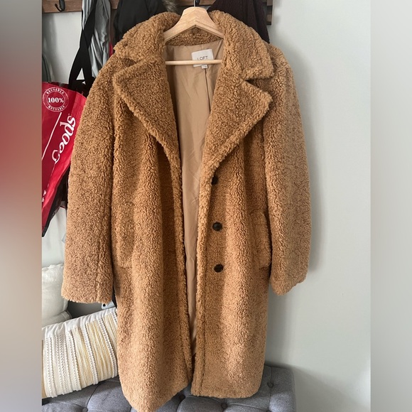 LOFT Jackets & Blazers - NWOT fuzzy coat